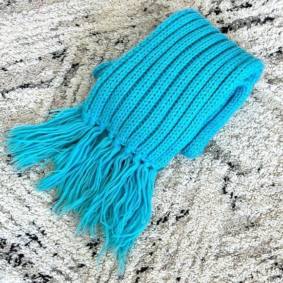 New York & Company Accessories - Blue New York & Company Scarf